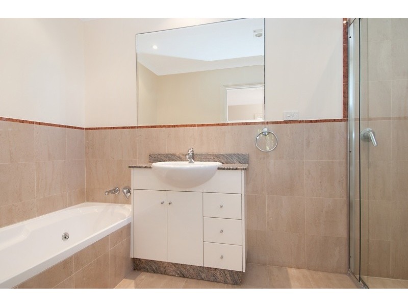 1/249 Military Rd (dual entry Bulga Rd), Dover Heights NSW 2030