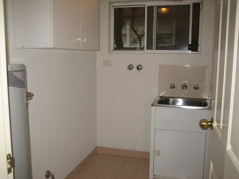 2/31-33 Penkivil Street, Bondi NSW 2026