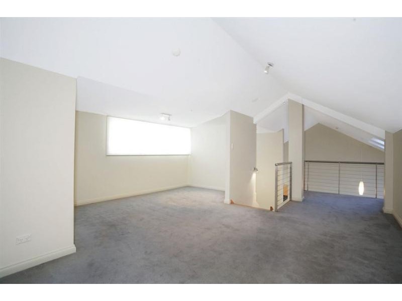 523/6 Cowper Wharf Road, Woolloomooloo NSW 2011