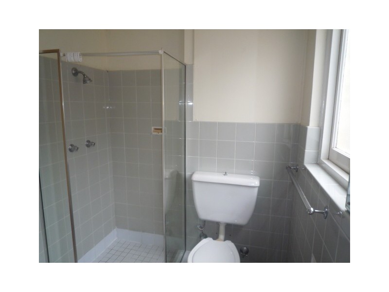 2/18 The Avenue, Rose Bay NSW 2029