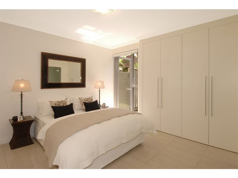 2/40 Wilberforce Avenue, Rose Bay NSW 2029