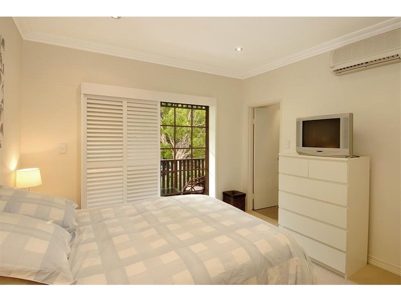2/7-11 Consett Avenue, Bondi Beach NSW 2026