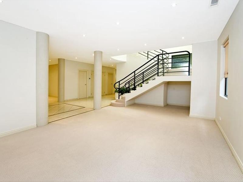 15 Chamberlain Avenue, Rose Bay NSW 2029