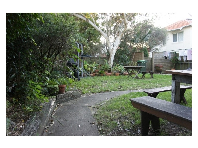 2/16 Warners Avenue, Bondi NSW 2026