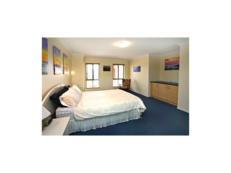 7 Truro Court, Redland Bay QLD 4165