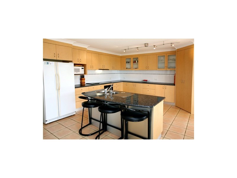 7 Truro Court, Redland Bay QLD 4165