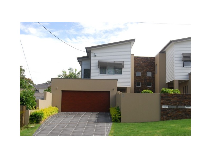 2/133 Falconer Street, Southport QLD 4215