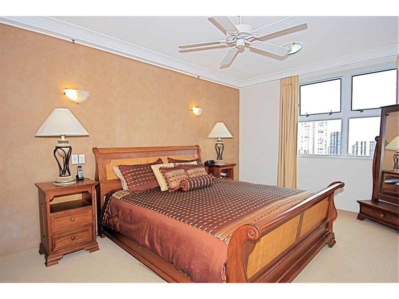 Level 19 113/12 Commodore Drive, Paradise Waters QLD 4217