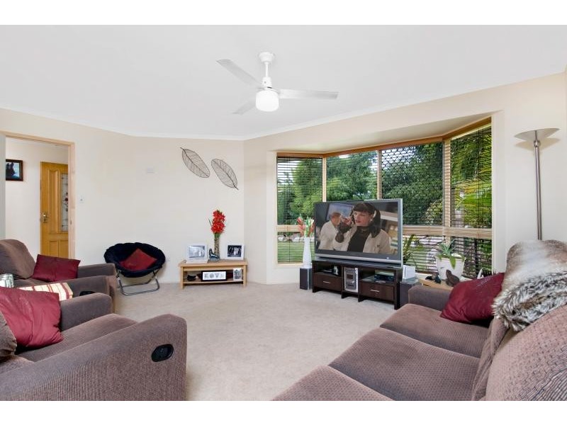 16 Greenacre Drive, Parkwood QLD 4214