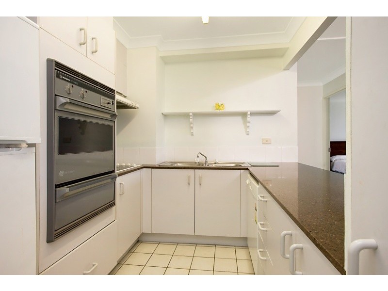 Level 7 701/70 Rememberance Drive, Surfers Paradise QLD 4217