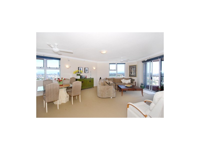 Level 13 74/12 Commodore Drive, Paradise Waters QLD 4217