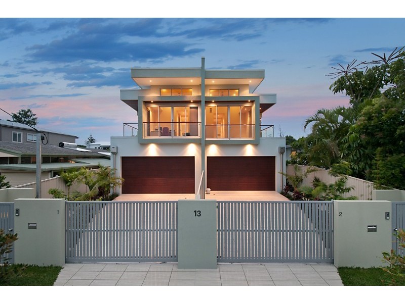 13 Oleander Ave, Biggera Waters QLD 4216