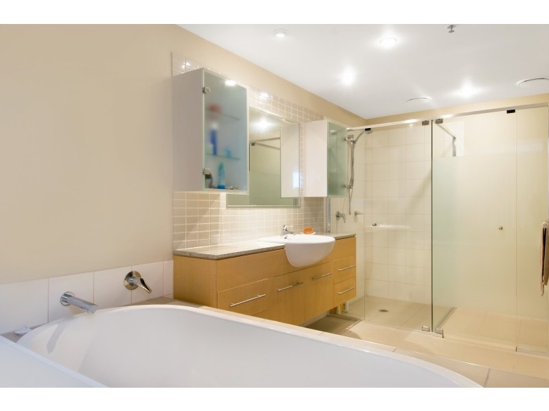 113/105 Scarborough Street, Southport QLD 4215