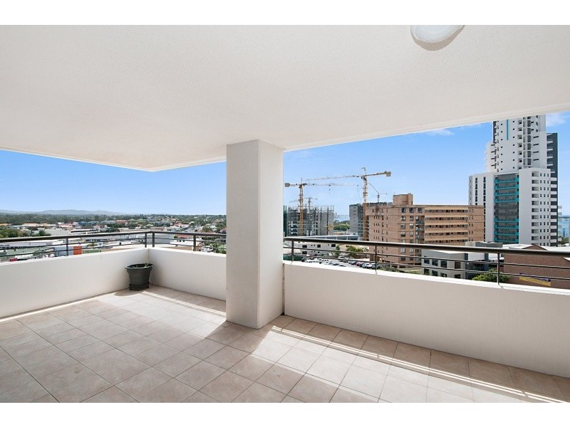 Level 4 111/105 Scarborough Street, Southport QLD 4215