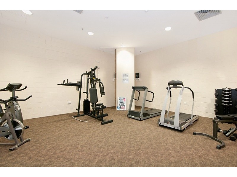 Level 4 111/105 Scarborough Street, Southport QLD 4215