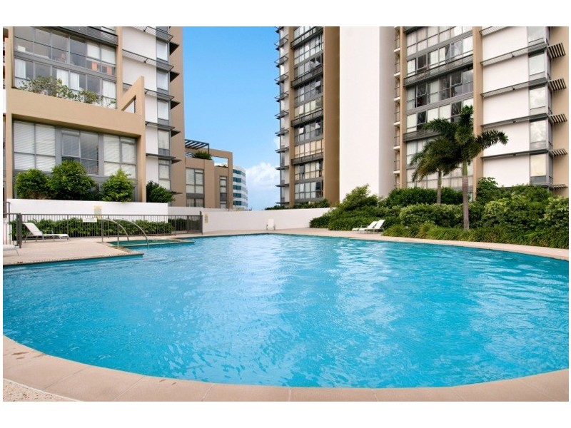 Level 16 159/105 Scarborough Street, Southport QLD 4215