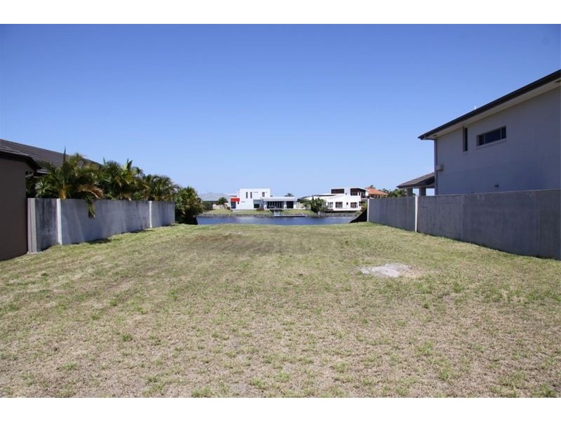 76 The Peninsula, Hope Island QLD 4212