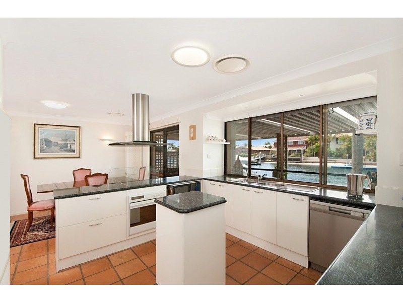 11 Columbus Drive, Hollywell QLD 4216