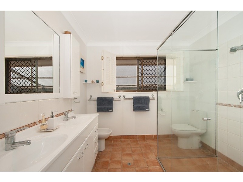 11 Columbus Drive, Hollywell QLD 4216