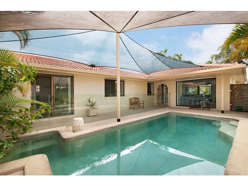 11 Columbus Drive, Hollywell QLD 4216