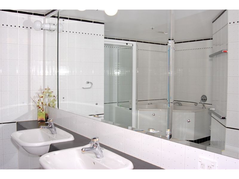 Level 19 114/12  Commodore Drive, Surfers Paradise QLD 4217