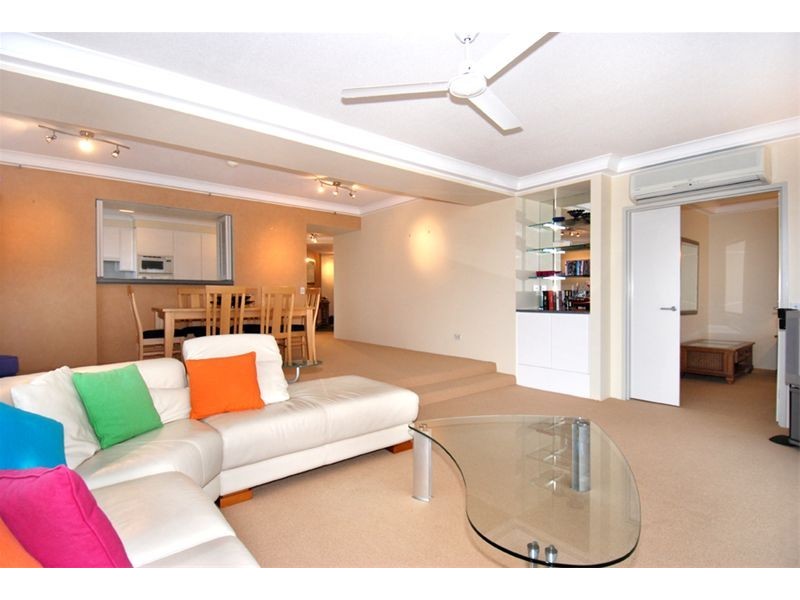 Level 4 23/12 Commodore Drive, Paradise Waters QLD 4217