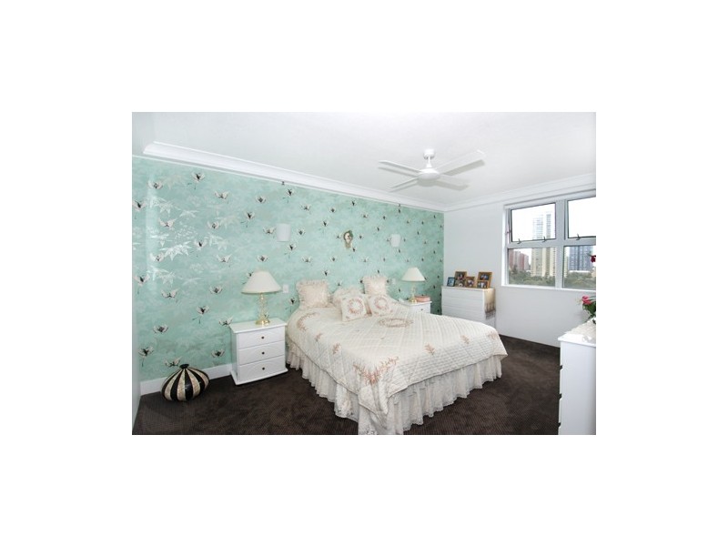 Level 9 53/12  Commodore Drive, Paradise Waters QLD 4217