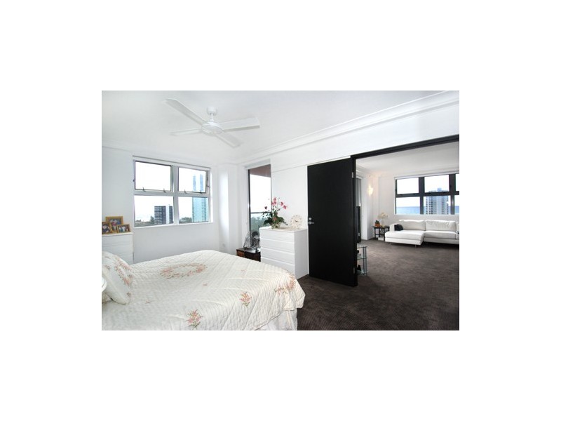 Level 9 53/12  Commodore Drive, Paradise Waters QLD 4217