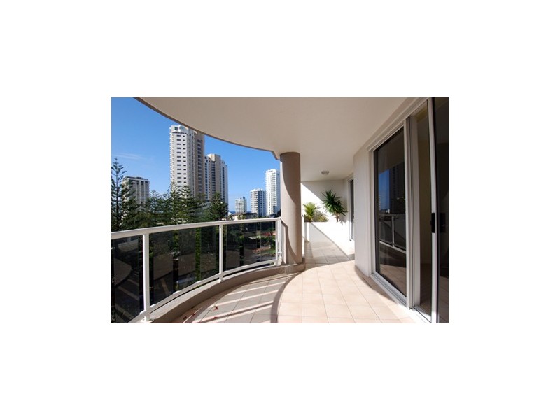 Level 4 19/1  Hughes Ave, Main Beach QLD 4217