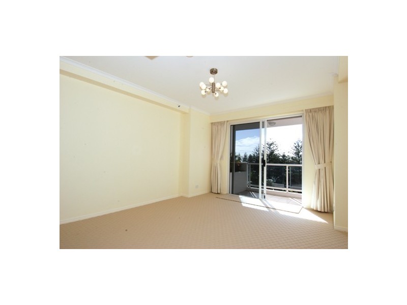 Level 4 19/1  Hughes Ave, Main Beach QLD 4217