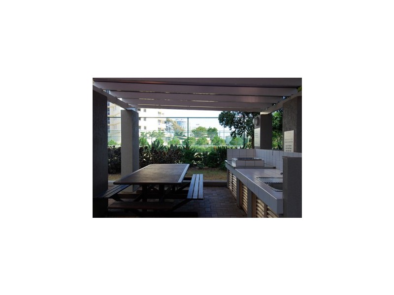 Level 4 19/1  Hughes Ave, Main Beach QLD 4217