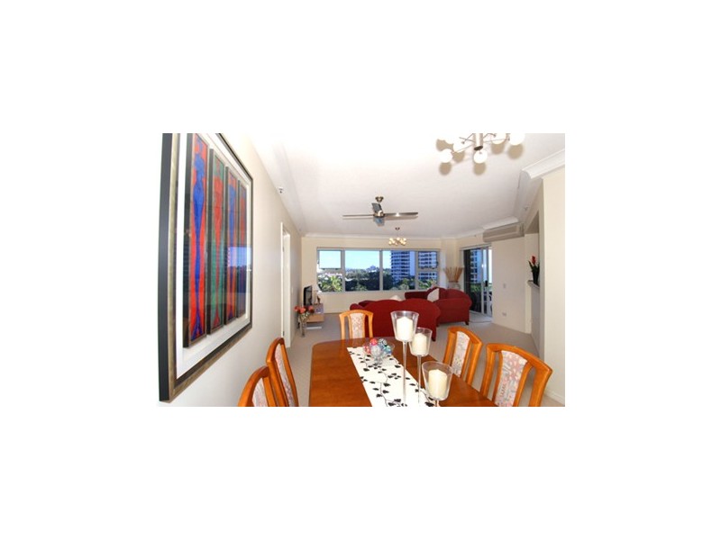 Level 3 15/12  Commodore Drive, Paradise Waters QLD 4217