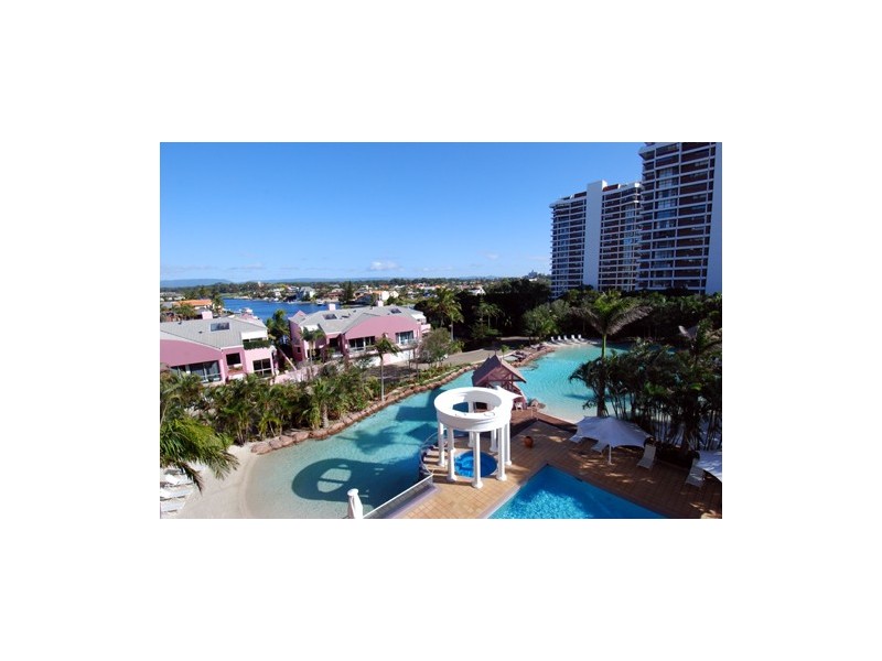 Level 3 15/12  Commodore Drive, Paradise Waters QLD 4217