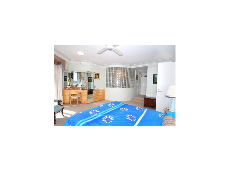 Level 7 38/12 Commodore Drive, Paradise Waters QLD 4217