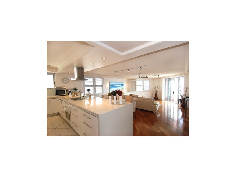 Level 16 92/12  Commodore Drive, Paradise Waters QLD 4217