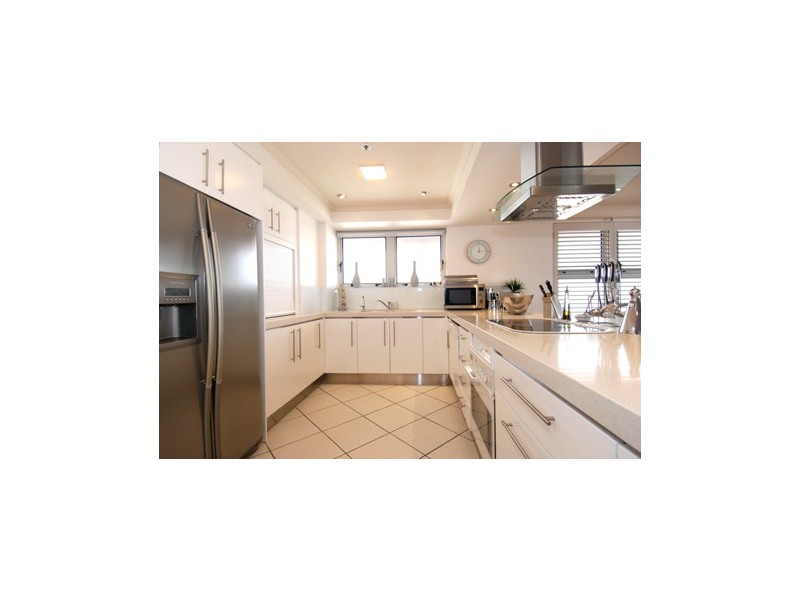 Level 16 92/12  Commodore Drive, Paradise Waters QLD 4217
