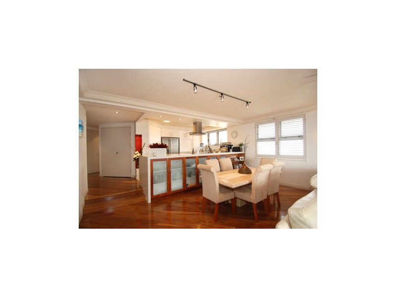 Level 16 92/12  Commodore Drive, Paradise Waters QLD 4217