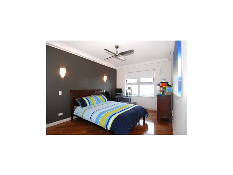Level 16 92/12  Commodore Drive, Paradise Waters QLD 4217