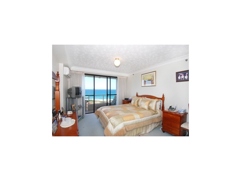 Level 11 3  Cunningham Avenue, Main Beach QLD 4217