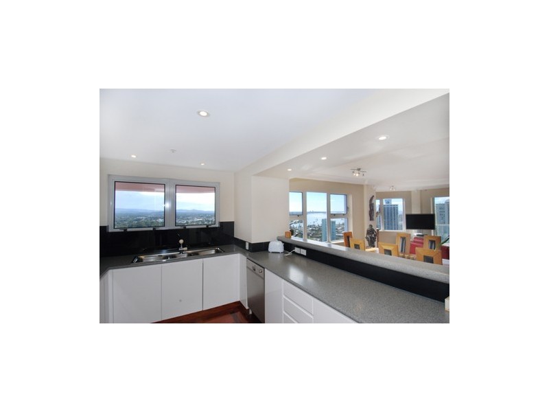 Level 30 12  Commodore Drive, Paradise Waters QLD 4217