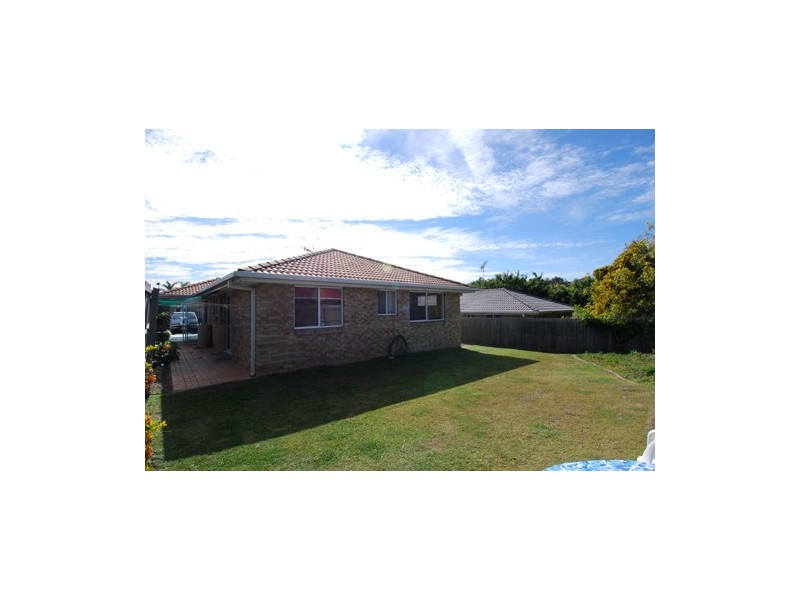 8  Fairweather Drive, Parkwood QLD 4214