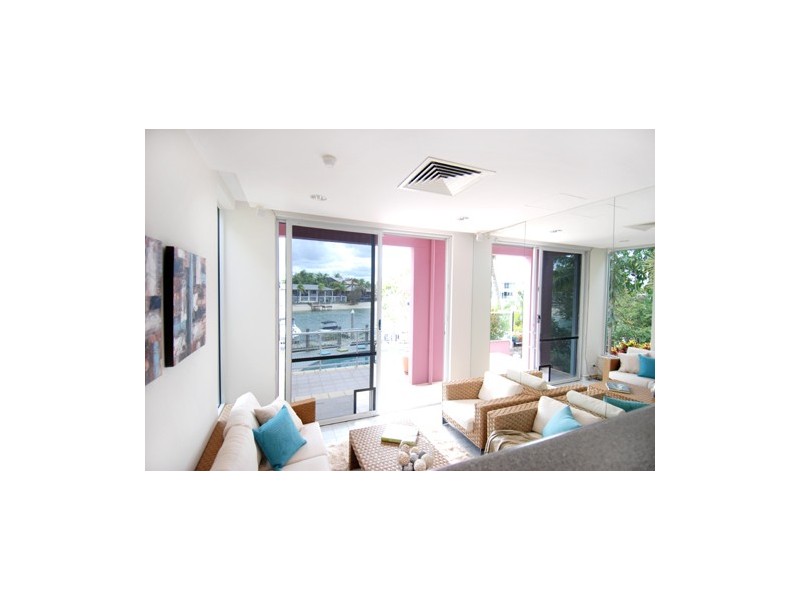 6/12 Commodore Drive, Paradise Waters QLD 4217