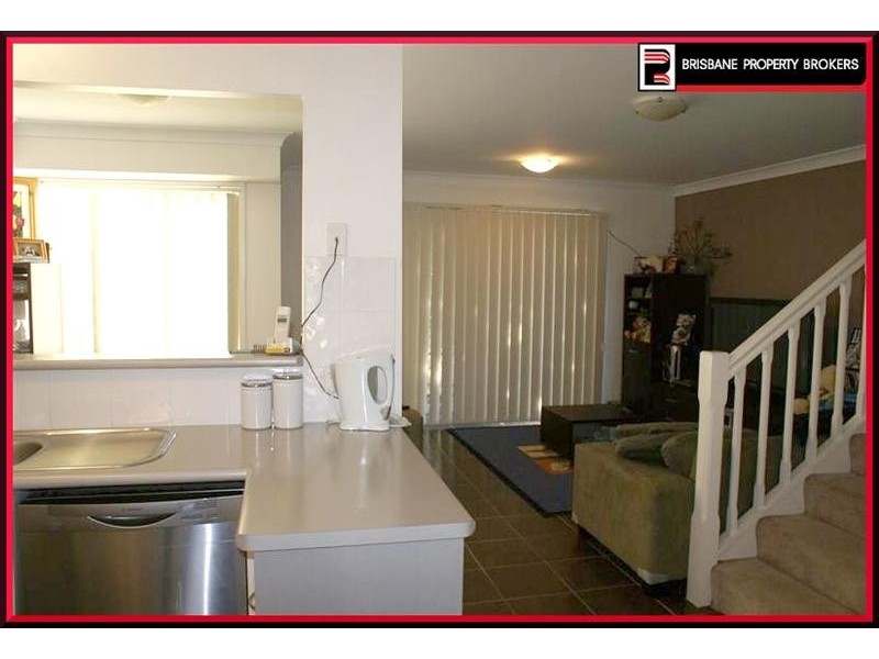 34-42 University Drive, Meadowbrook QLD 4131
