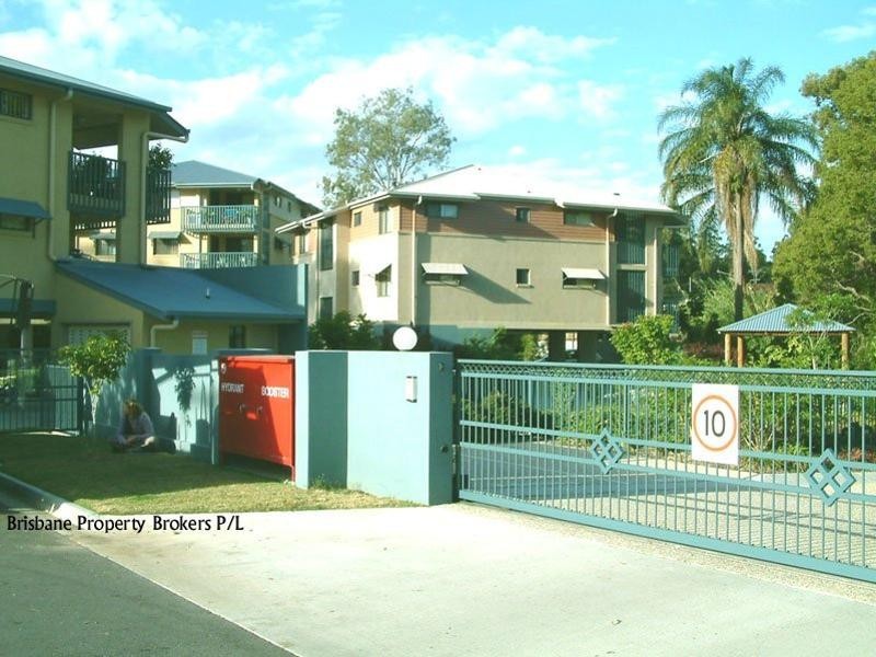 Level two 38 Palmer Street, Greenslopes QLD 4120