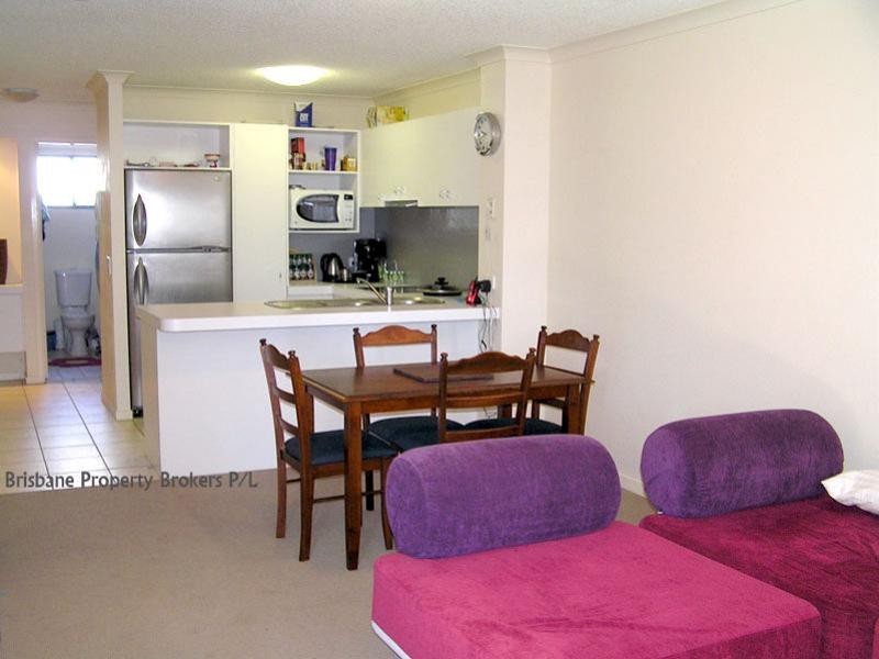 Level two 38 Palmer Street, Greenslopes QLD 4120