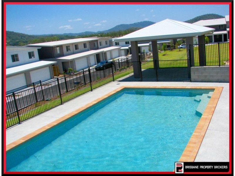 2 Sangster Crescent, Pacific Pines QLD 4211
