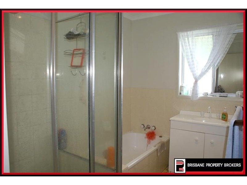 15 Old Trafford Road, Bethania QLD 4205