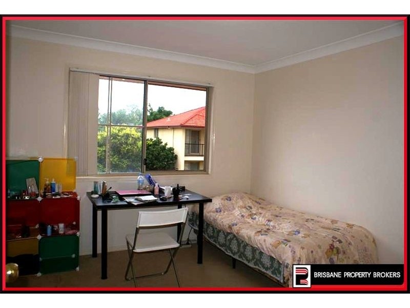 Cnr Persse Road & Young Place, Runcorn QLD 4113