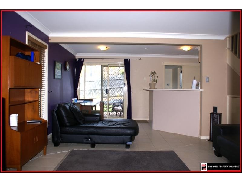 17 Marlow Street, Woodridge QLD 4114