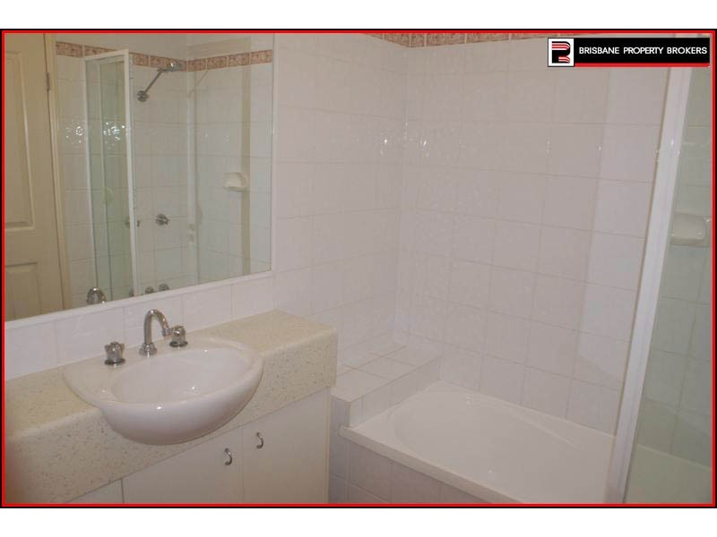 62 Coora Street, Wishart QLD 4122